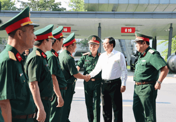 Phó Thủ tướng đích thân thăm cơ sở nghiên cứu Viettel, giao tập đoàn nhiệm vụ lớn nhằm nâng cao tiềm lực đất nước