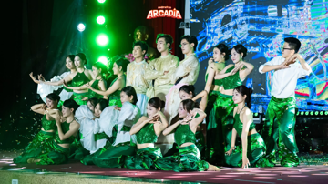 Sôi động đêm đại nhạc hội Nhật Ký 20 - 2026: Arcadia chào đón các tân sinh viên Khoa Kinh tế chính trị