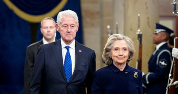 Vợ chồng cựu Tổng thống Mỹ Bill Clinton tái xuất trước bầu cử giữa nhiệm kỳ