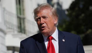 Tổng thống Mỹ Trump nói không liên quan đến việc Ukraine bị gián đoạn kết nối Starlink