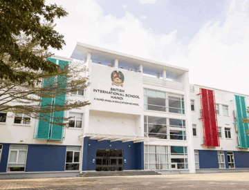 Trường quốc tế ở Hà Nội công bố mức học phí gần 1 tỷ đồng, phí nhập học hơn 70 triệu, lọt top 5 trường được yêu thích và quan tâm nhất