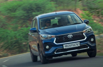 Toyota bán mẫu MPV 7 chỗ chỉ 290 triệu, khách Việt nhìn sẽ thích, phù hợp với các gia đình chưa giàu