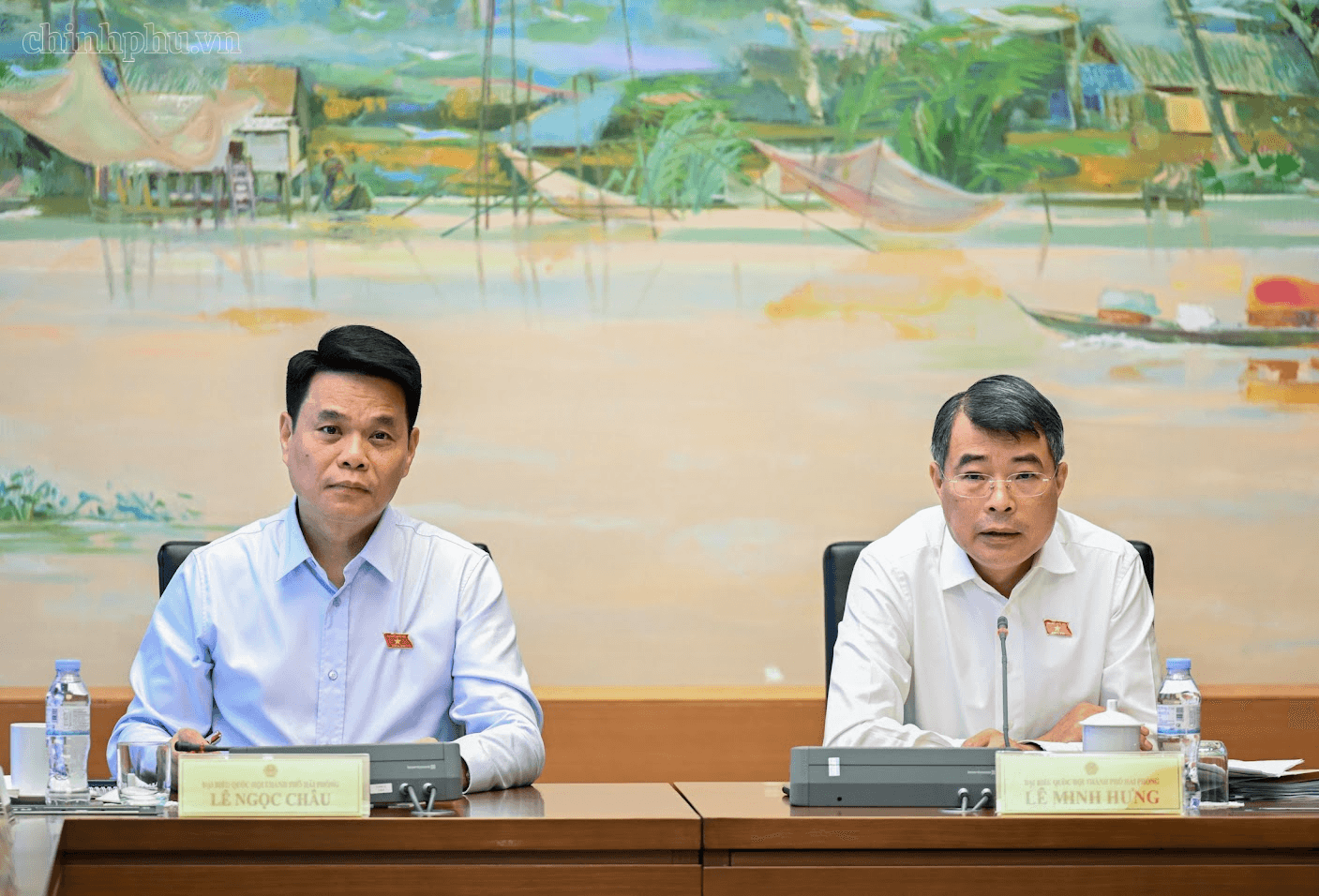 Thủ tướng: Không để tăng giá vô lý với nhà ở cho người thu nhập thấp- Ảnh 4.