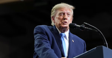 Tỷ lệ ủng hộ của Tổng thống Mỹ Trump xuống mức thấp kỷ lục ngay trước thềm bầu cử