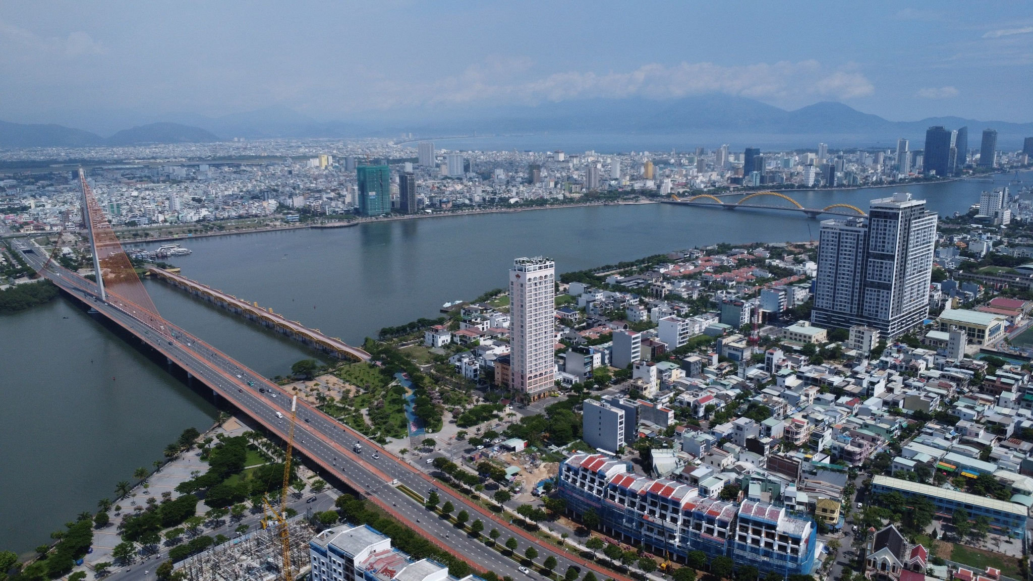khu-thuong-mai-tu-do-da-nang.jpg