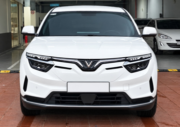 Lăn bánh 650km và còn mới coong, chủ xe VinFast VF 8 2026 quyết định rao bán, công khai giá bán cùng khoản chi thêm khoảng 10.000.000 đồng