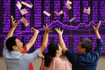 Sau nửa năm, VN-Index lại bùng nổ: Dòng tiền kéo trần VIC, VHM, VRE