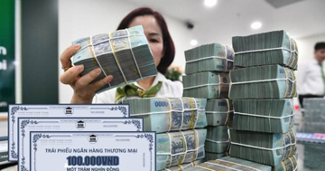 Trái phiếu 'nóng' giữa lúc lãi suất ngân hàng ì ạch 'hạ nhiệt'