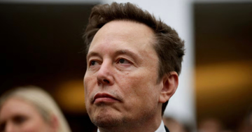 Wall Street Journal: Tỷ phú Elon Musk chỉ đạo làm chậm dịch vụ Starlink cho quân đội Ukraine