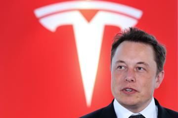 Tesla báo lãi vượt kỳ vọng, cổ phiếu vẫn mất giá