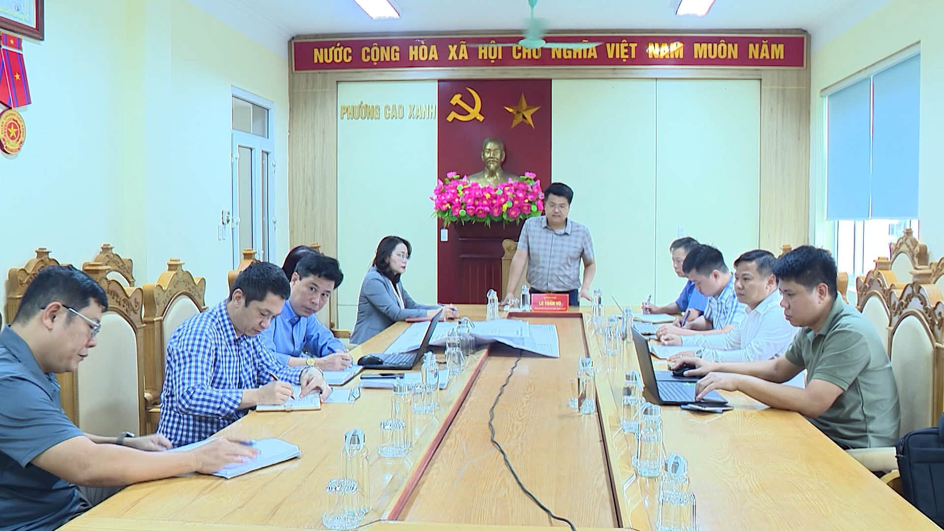 flc-bi-thuc-tien-do-du-an.jpg