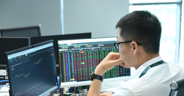 Thị trường ảm đạm, công ty chứng khoán làm ăn ra sao?