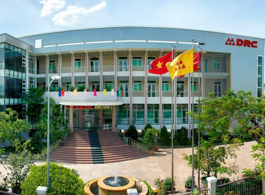 <a style='text-decoration: none;' href='/DRC'>DRC</a> là một trong những doanh nghiệp niêm yết có quy mô lớn nhất đứng chân tại Đà Nẵng
