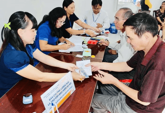 dang-vien-nhan-tien-2_1793005236.png