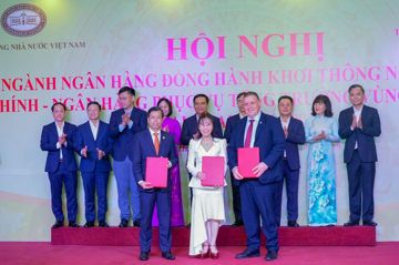 Dưới sự chứng kiến của Thống đốc Phạm Đức Ấn, HDBank và Vikki đăng ký tài trợ 124.500 tỷ đồng cho 4 dự án lớn