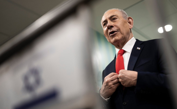 Thủ tướng Israel hứng đòn đau