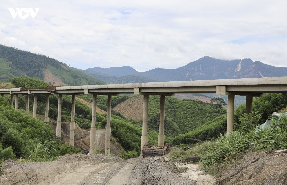 cao-toc-khanh-hoa-buon-ma-thuot-1.jpg