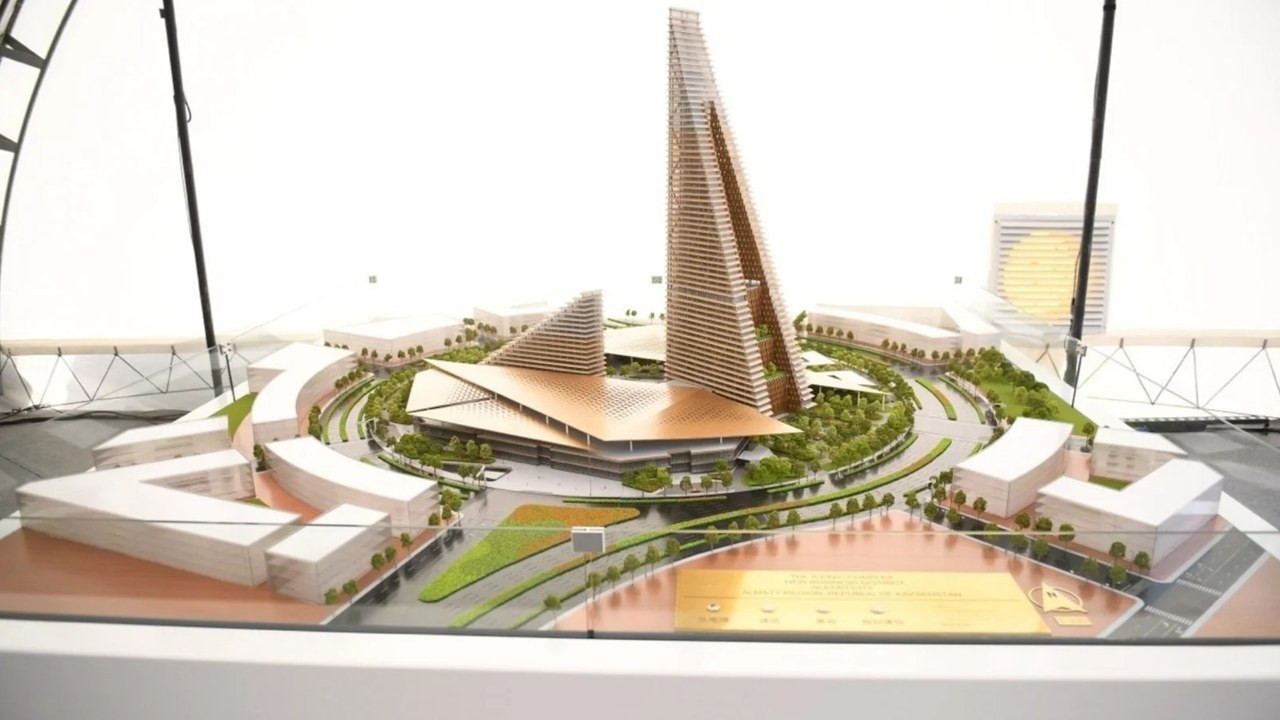 alatau-272-metre-skyscraper-iconic-complex-davila.jpg