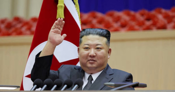 Triều Tiên dồn dập phô diễn hỏa lực, Chủ tịch Kim Jong Un tuyên bố tham vọng thống trị công nghệ UAV