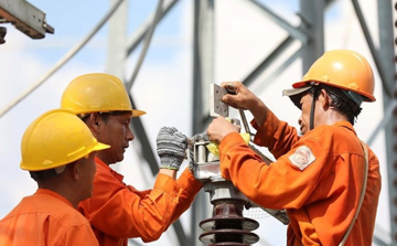 Từ 1/11, người dân và doanh nghiệp có thể được giảm giá điện trong 5 tháng
