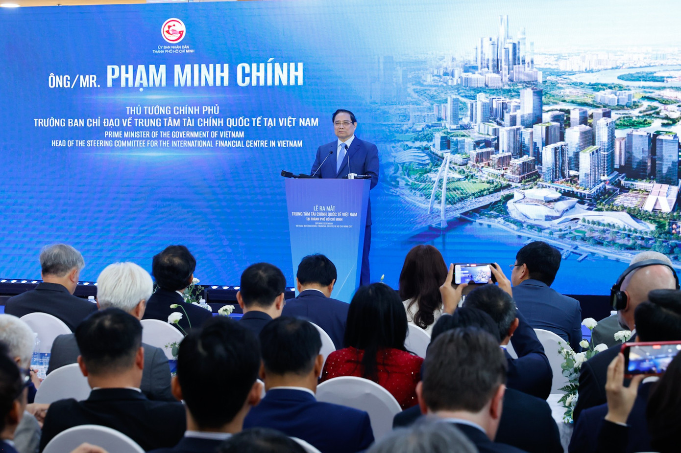 Thủ tướng Phạm Minh Chính chỉ đạo UBND TPHCM và TP. Đà Nẵng triển khai ngay các công việc với tinh thần tiên phong, chủ động. Ảnh: VGP. img0045-17707806063281357386203.jpg