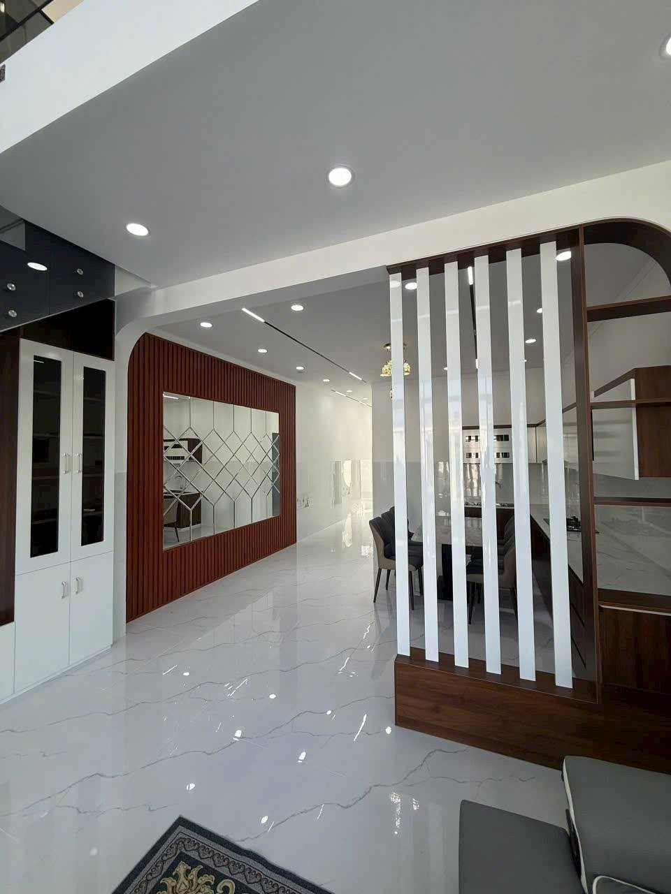 Sống trọn trong không gian nhà phố hiện đại với mặt tiền tối giản- Ảnh 3. Sống trọn trong không gian nhà phố hiện đại với mặt tiền tối giản- Ảnh 3.