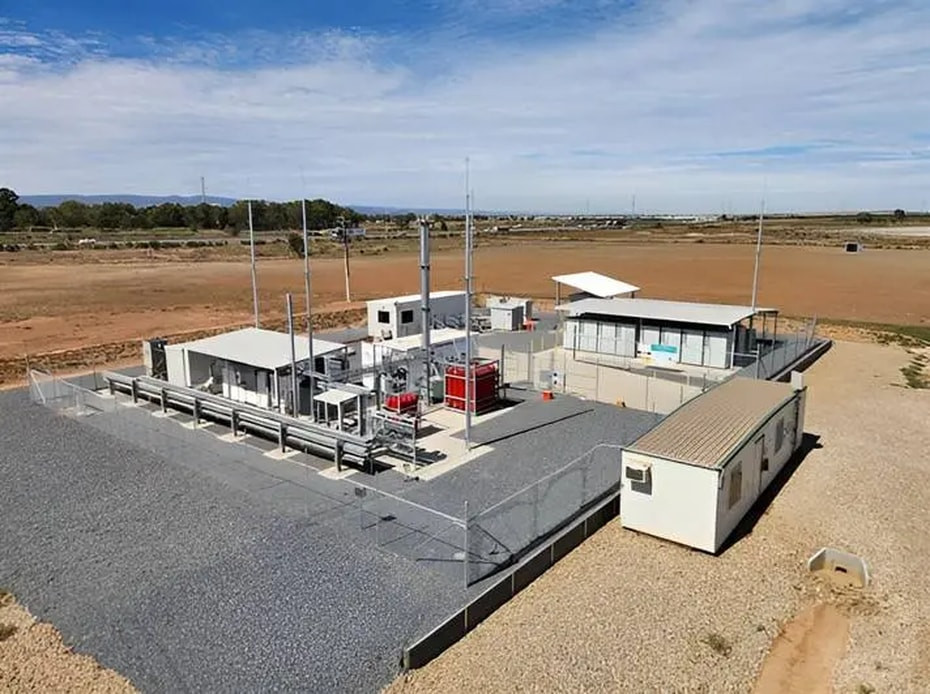 japanese-firm-ships-green-hydrogen-stored-in-metal-hydride-from-australia-to-indonesia-2025-11-25t10_46_06-05_00-image.jpg
