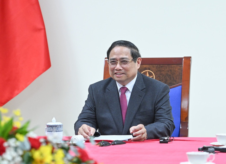 Thủ tướng Chính phủ Phạm Minh Chính tại buổi điện đàm. Nguồn ảnh: Báo Chính phủ Thủ tướng Chính phủ Phạm Minh Chính tại buổi điện đàm. Nguồn ảnh: Báo Chính phủ