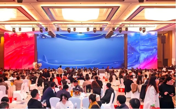 Nhân viên gắn bó 10 năm bị đuổi việc vì từ chối diễn văn nghệ trong tiệc Tất niên, tòa yêu cầu công ty bồi thường hơn 750 triệu đồng