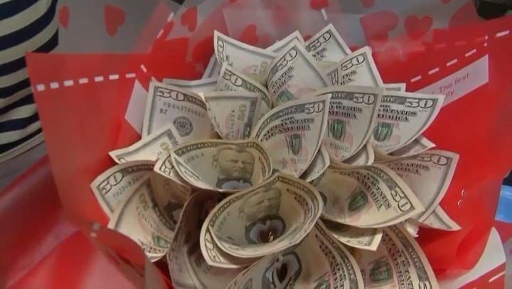 hoa-tien-mat-valentine-1.jpg