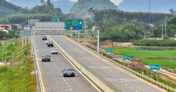 Tháng sau, Việt Nam sẽ thu phí 5 tuyến cao tốc Bắc - Nam phía Đông