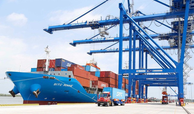 TPHCM phát huy cơ chế đặc thù, nỗ lực cho mục tiêu tăng trưởng hai con số- Ảnh 4. TPHCM phát huy cơ chế đặc thù, nỗ lực cho mục tiêu tăng trưởng hai con số- Ảnh 4.
