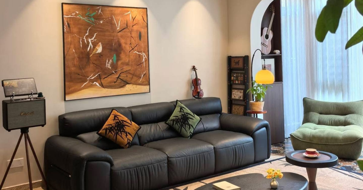 Ấn tượng mạnh mẽ với căn hộ sở hữu kiến trúc giao thoa Á Đông và hiện đại- Ảnh 1. Ấn tượng mạnh mẽ với căn hộ sở hữu kiến trúc giao thoa Á Đông và hiện đại- Ảnh 1.