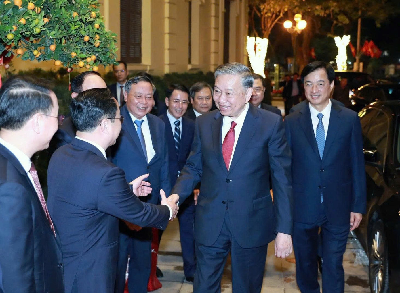 Tổng Bí thư Tô Lâm đến thăm và chúc Tết Đảng bộ, chính quyền và nhân dân Thủ đô Hà Nội. Ảnh: <a style='text-decoration: none;' href='/HNM'>HNM</a>. 162-tbt.jpg