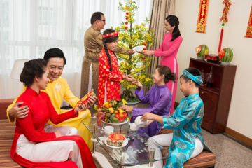 3 kiểu gia đình nên tránh đến thăm dịp Tết để cả năm được an yên, suôn sẻ