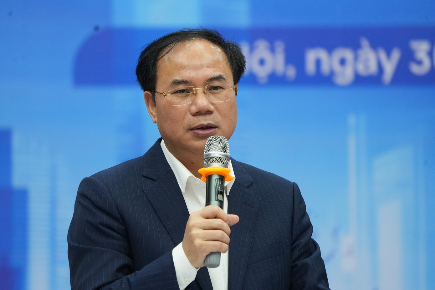 Thứ trưởng Bộ Xây dựng Nguyễn Văn Sinh (ảnh: Dương Triều). s.jpg