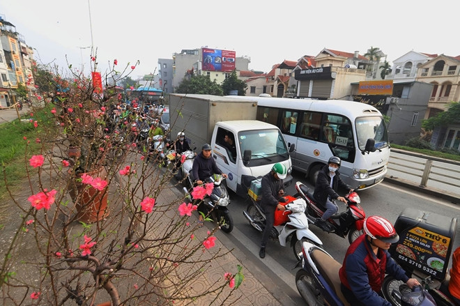 Tai nạn giao thông giảm trong ngày đầu tiên của năm Bính Ngọ- Ảnh 1. Tai nạn giao thông giảm trong ngày đầu tiên của năm Bính Ngọ- Ảnh 1.