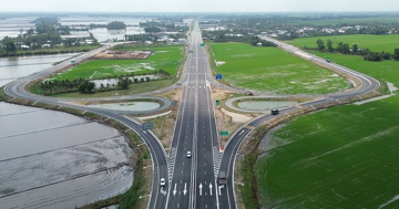 Sau ít tháng thông xe, cao tốc nối đến điểm cực Nam Tổ quốc được đề xuất ‘lên đời’ hoàn thiện