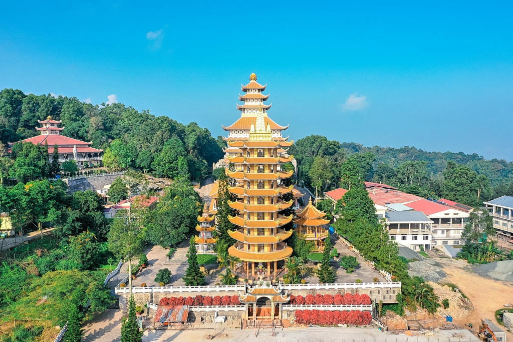 Chùa Vạn Linh - Núi Cấm