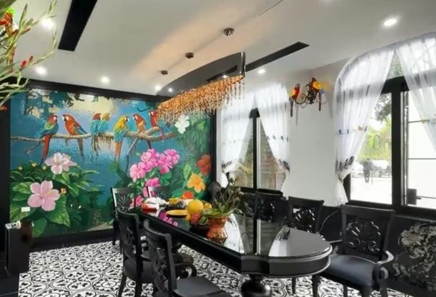Chiêm ngưỡng căn biệt phủ gần 10.000m2 của NSND trẻ nhất Việt Nam- Ảnh 7. Chiêm ngưỡng căn biệt phủ gần 10.000m2 của NSND trẻ nhất Việt Nam- Ảnh 7.