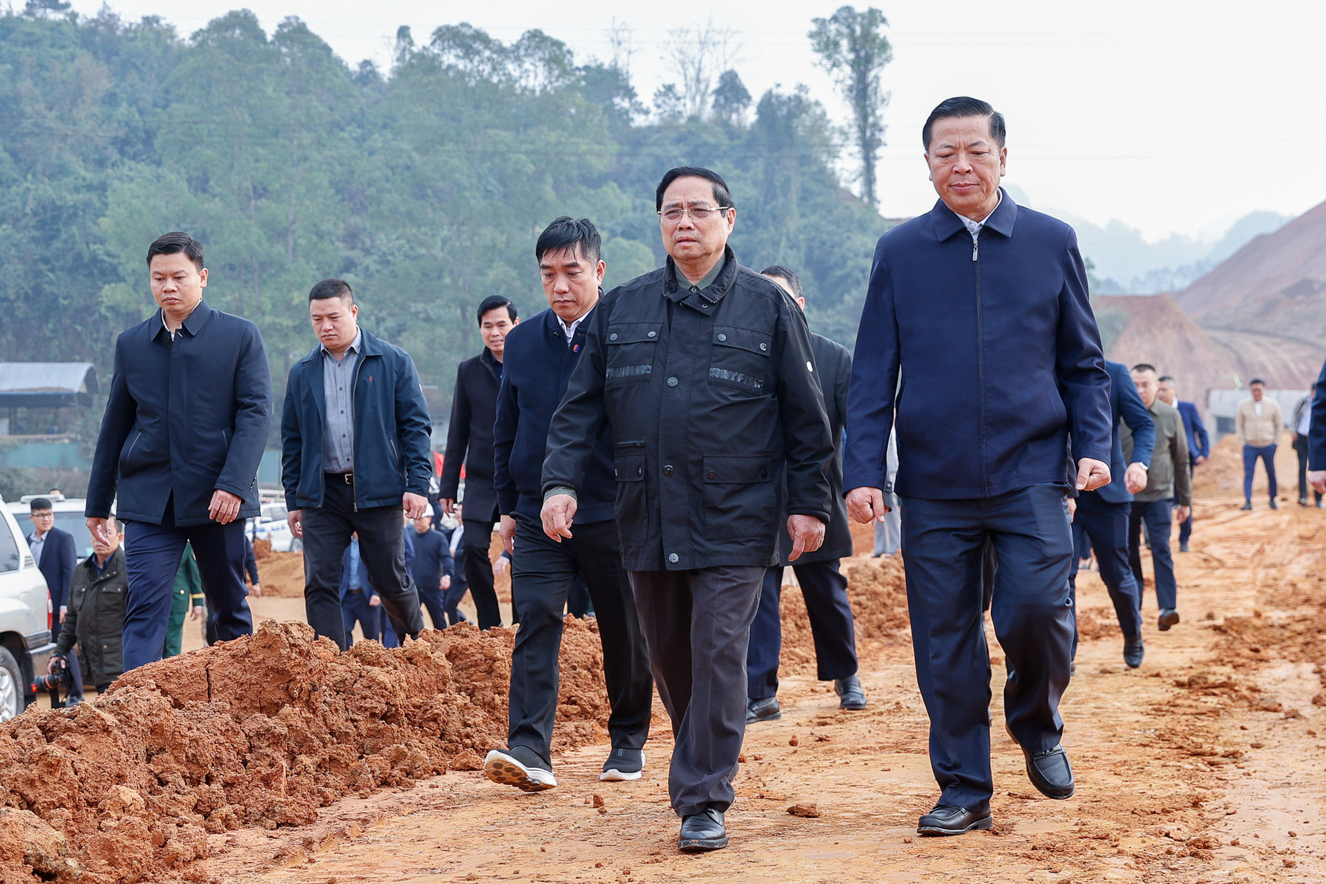 Thủ tướng: Khánh thành cao tốc Đồng Đăng – Trà Lĩnh và Hữu Nghị - Chi Lăng vào dịp 30/4- Ảnh 1. Thủ tướng: Khánh thành cao tốc Đồng Đăng – Trà Lĩnh và Hữu Nghị - Chi Lăng vào dịp 30/4- Ảnh 1.
