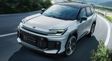 324 mã lực, chạy điện 150 km và bí mật giúp Toyota RAV4 PHEV 2026 cấp điện cho một ngôi nhà suốt 7 ngày