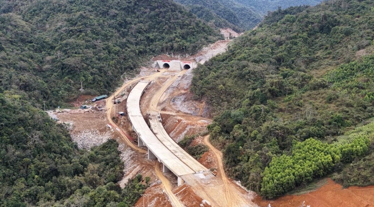 Việt Nam sắp hoàn thành thêm 2 cung đường biên giới mới, vốn đầu tư hơn 37.000 tỷ- Ảnh 2. Việt Nam sắp hoàn thành thêm 2 cung đường biên giới mới, vốn đầu tư hơn 37.000 tỷ- Ảnh 2.