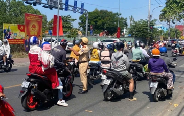 TPHCM xử lý hơn 10 nghìn trường hợp vi phạm giao thông dịp Tết