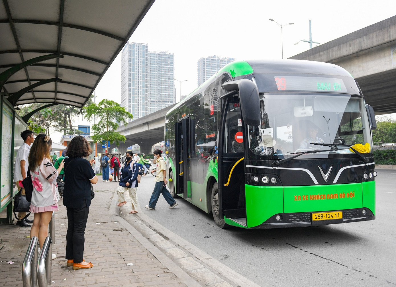 26% xe buýt trên địa bàn Hà Nội là phương tiện giao thông xanh (xe buýt điện, khí nén) 2.jpg