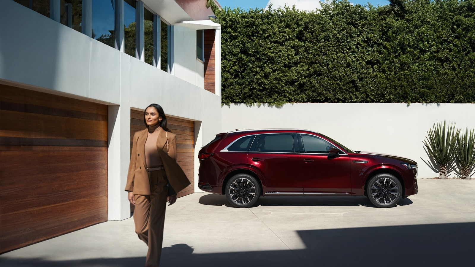 2026-cx-90-02.jpg
