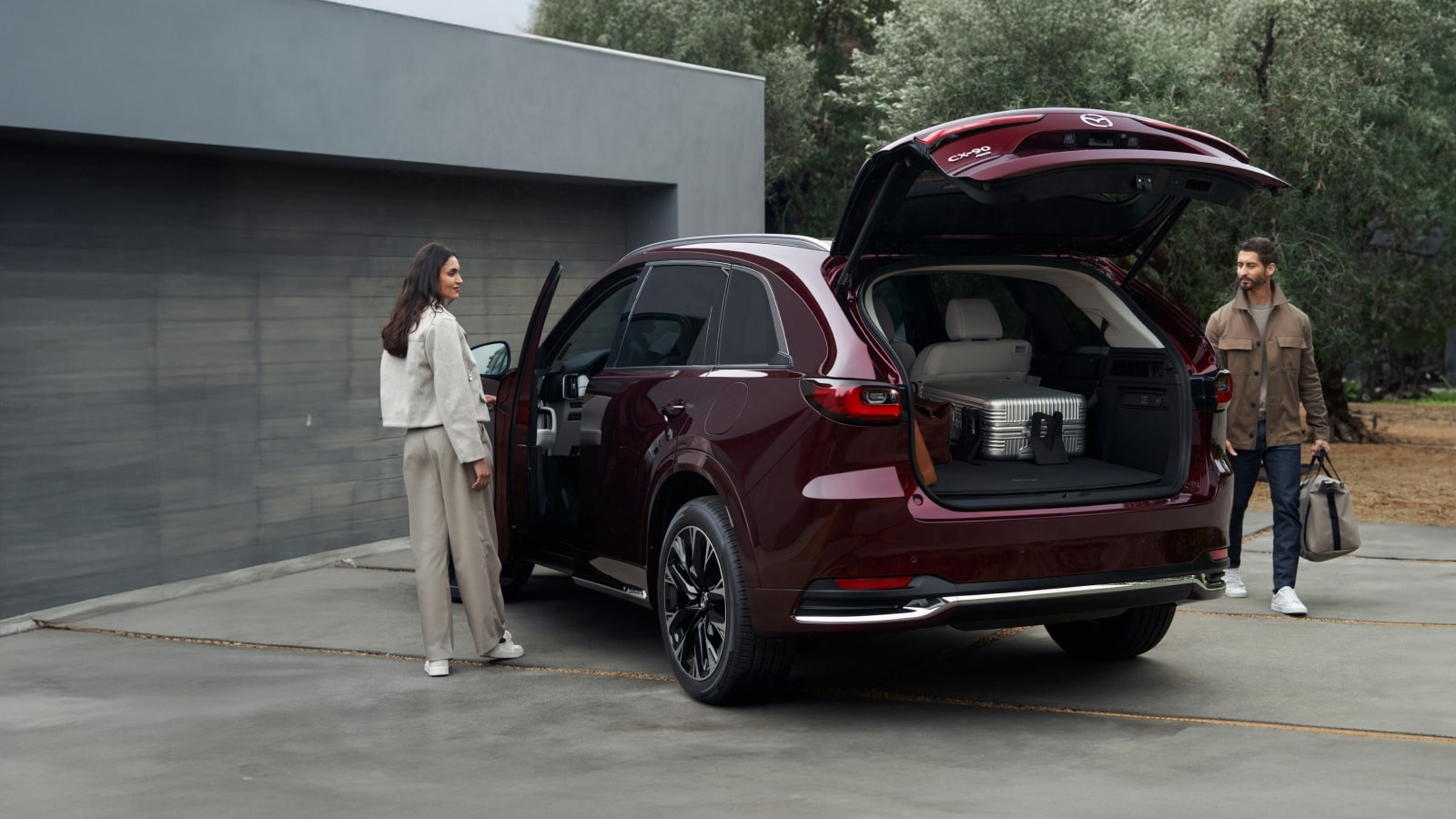 2026-cx-90-04.jpg