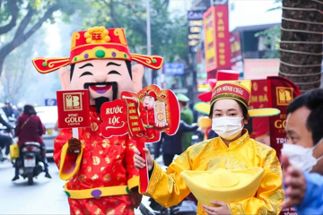 Giá vàng nhảy múa trước Vía Thần Tài: Cách khôn ngoan để rước lộc, tránh bẫy giá