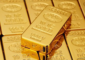 Giá vàng sáng 24/2: Trong nước tiếp tục neo cao, thế giới lập đỉnh 3 tuần