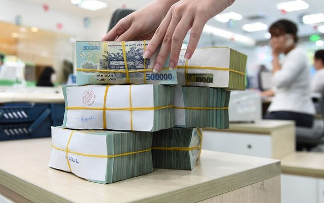 Lãi suất vay mua nhà tăng vọt: Thị trường bước vào giai đoạn 'thử lửa' mới- Ảnh 1. Lãi suất vay mua nhà tăng vọt: Thị trường bước vào giai đoạn 'thử lửa' mới- Ảnh 1.